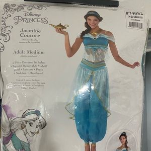 Halloween Costume princess jasmine